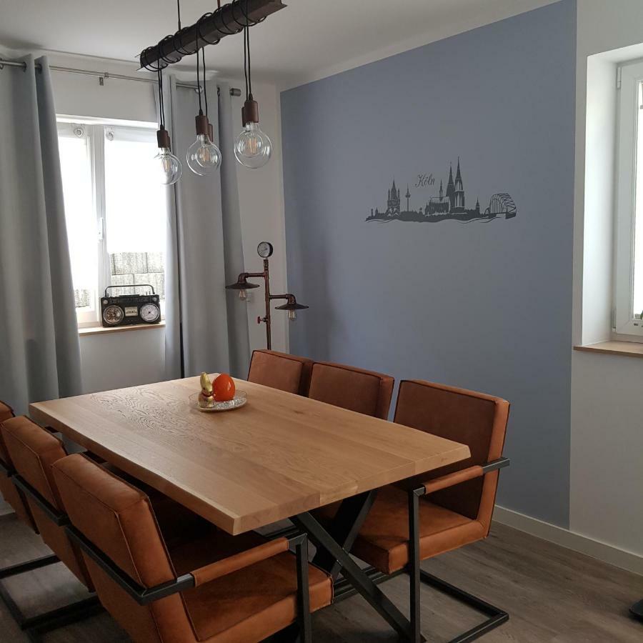 Petit Bagage 2019 Neueroeffnung Apartment Sankt Augustin Exterior photo